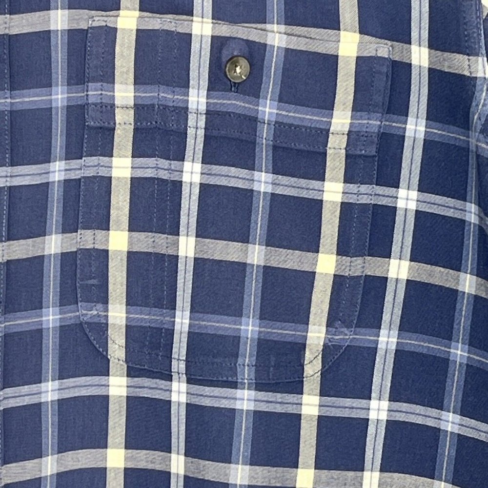 Wrangler Mens Button Down Shirt LG Blue Plaid Short Sleeve Rugged Wear Outdoors - Picture 3 of 10